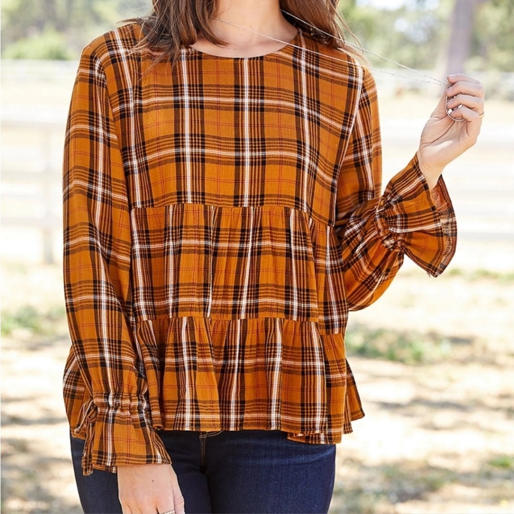 Maurice’s Mustard long sleeved shirt